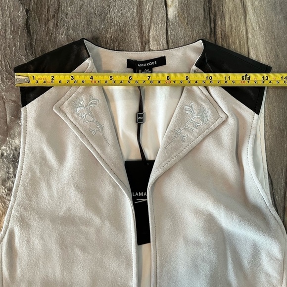 Lamarque Goat Suede / Leather Vest Light Grey with Flower Design Loose Fit - Picture 13 of 16